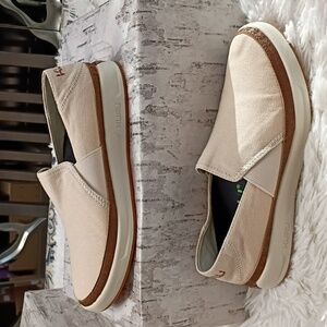 KURU Roam Atla Women's Cream Slip-On Loafers Arch Support Plantar Fascitis 7.5